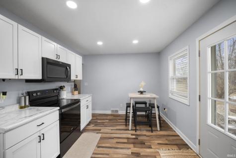 350 Brightwood Drive Frankfort IN 46041