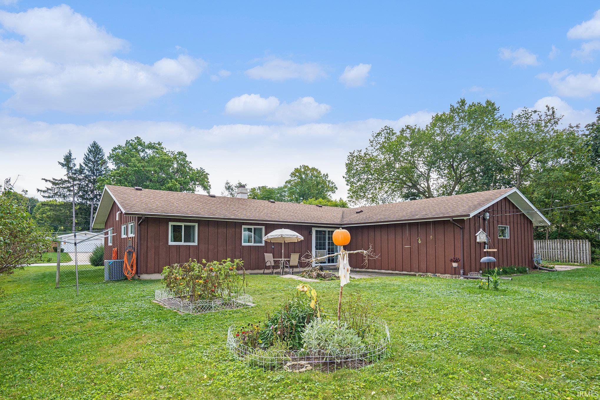 3505 Woodmont Drive South Bend IN 46614