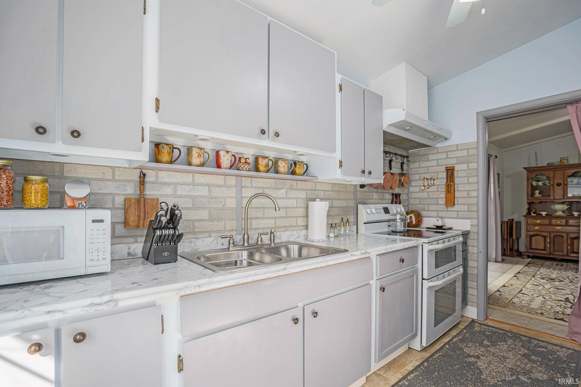 3505 Woodmont Drive South Bend IN 46614