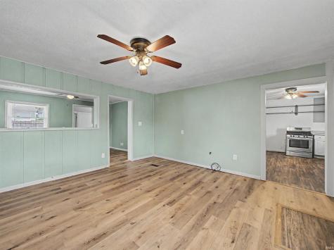1206 E Walnut Street Washington IN 47501