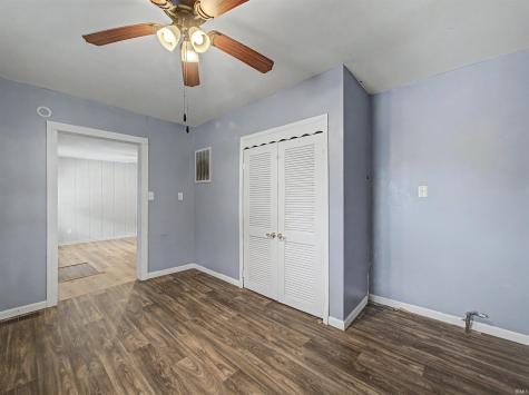 1206 E Walnut Street Washington IN 47501