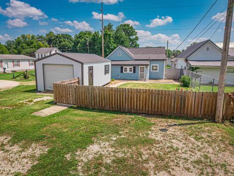 1206 E Walnut Street Washington IN 47501