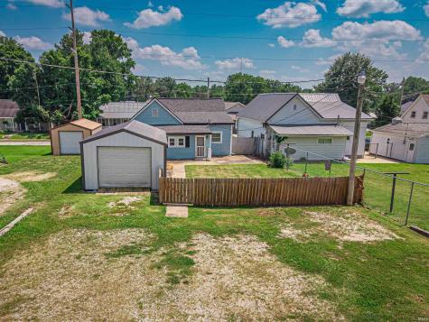 1206 E Walnut Street Washington IN 47501
