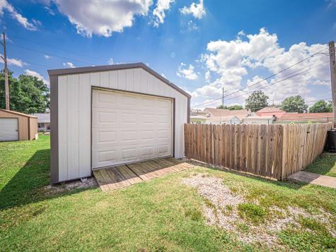1206 E Walnut Street Washington IN 47501