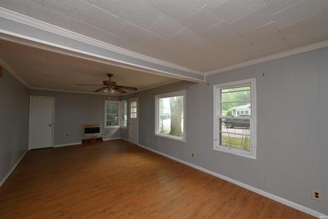 436 W Jefferson Street Winamac IN 46996