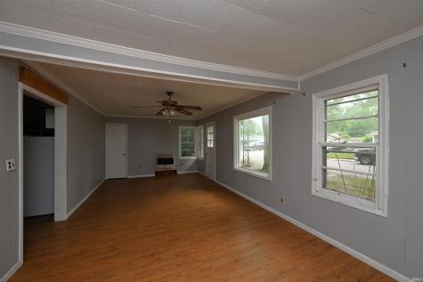 436 W Jefferson Street Winamac IN 46996