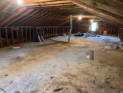 25 Jefferson Street Heltonville IN 47436