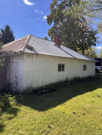 25 Jefferson Street Heltonville IN 47436