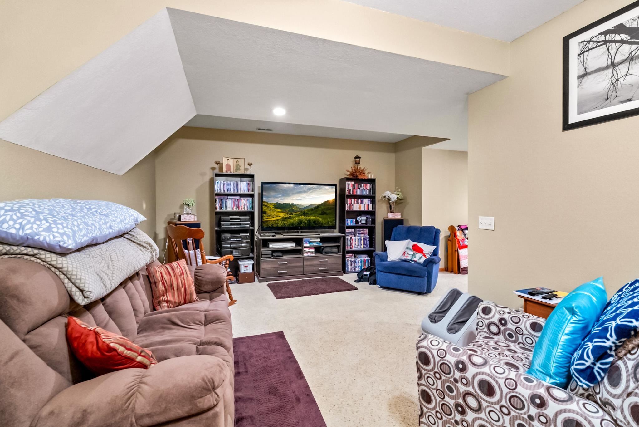 3435 N Pressler Drive Warsaw IN 46582