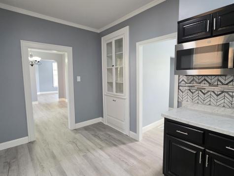 2716 Hoagland Avenue Fort Wayne IN 46807