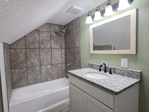 2716 Hoagland Avenue Fort Wayne IN 46807