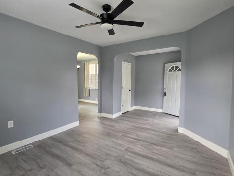2716 Hoagland Avenue Fort Wayne IN 46807