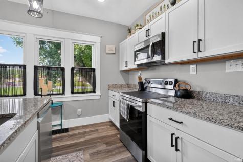 429 W Franklin Street Delphi IN 46923