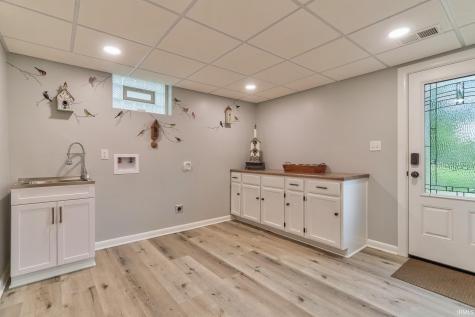 15703 Old State Road Evansville IN 47725