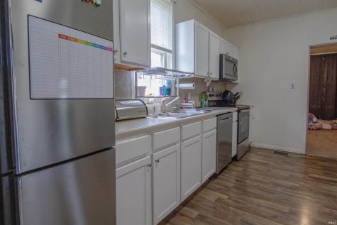20 E Miller Street Ridgeville IN 47380