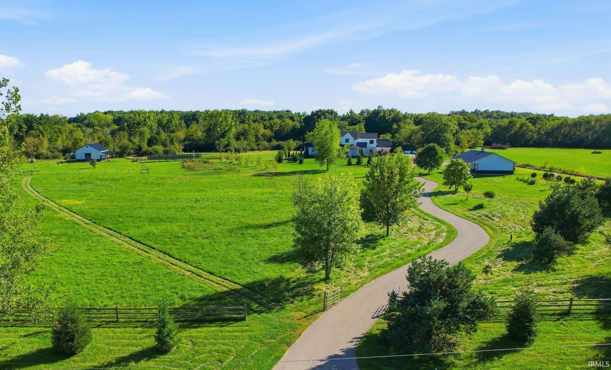 11205 W North County Line Road Churubusco IN 46723