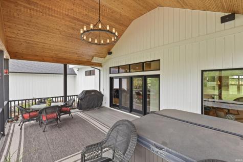 11205 W North County Line Road Churubusco IN 46723