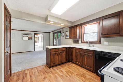 8417 Greenwich Court Fort Wayne IN 46835