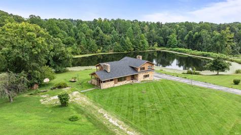 3692 Braysville Road Spencer IN 47460