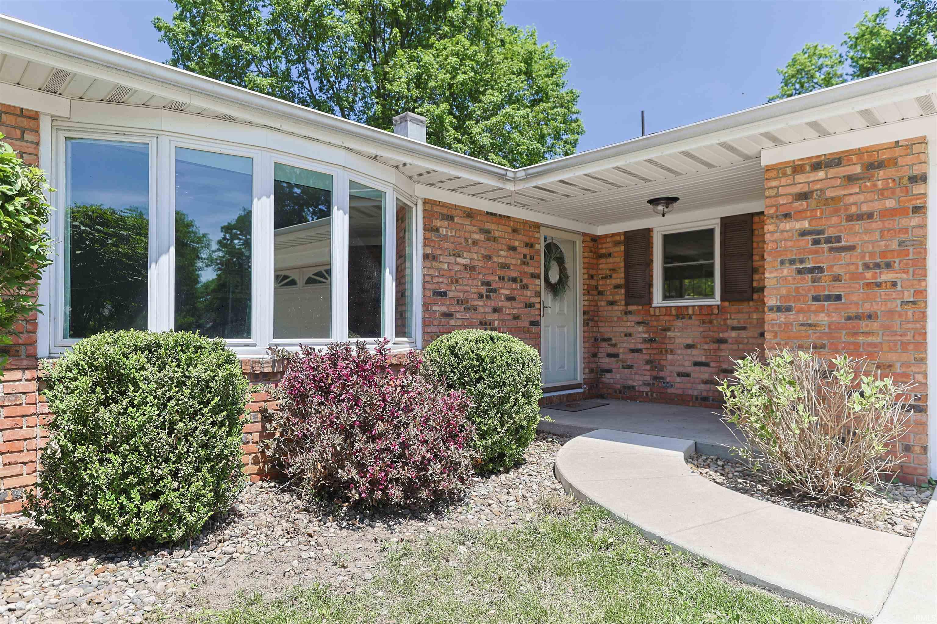 53190 Oakton Drive South Bend IN 46635