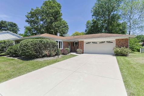 53190 Oakton Drive South Bend IN 46635