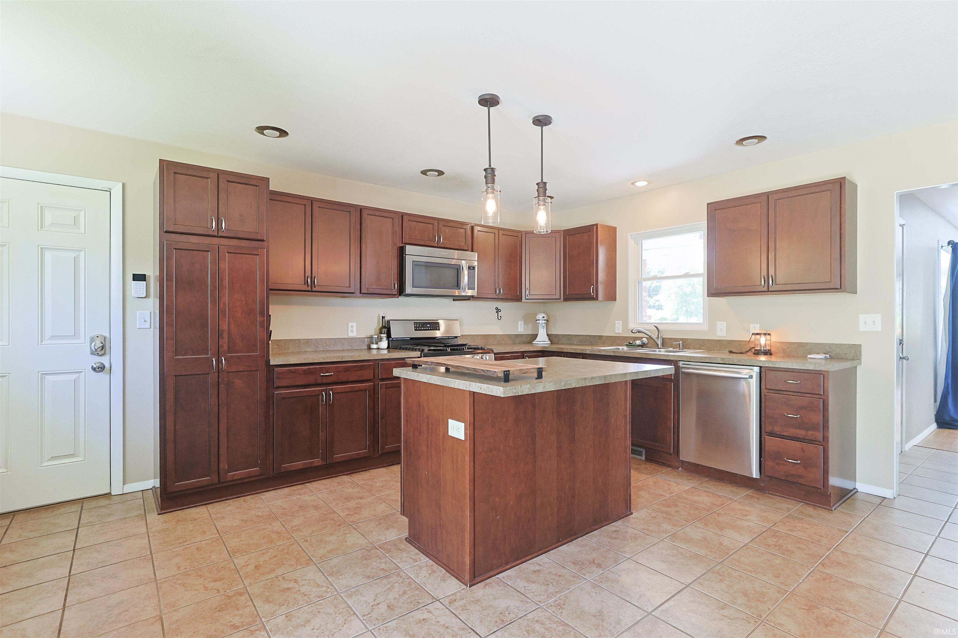 53190 Oakton Drive South Bend IN 46635