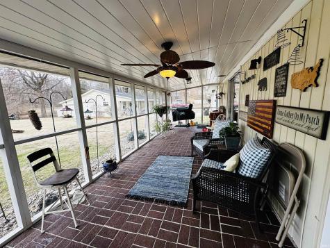1803 Woodlawn Drive Washington IN 47501