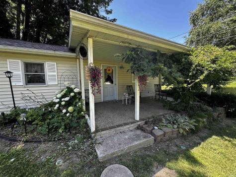 1803 Woodlawn Drive Washington IN 47501
