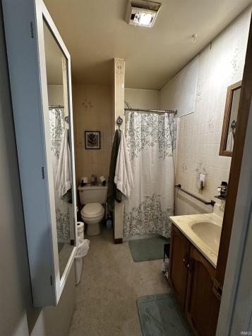 1803 Woodlawn Drive Washington IN 47501