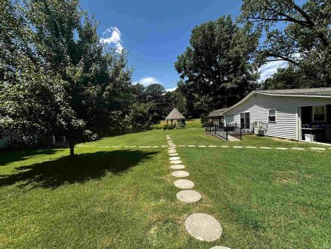 1803 Woodlawn Drive Washington IN 47501
