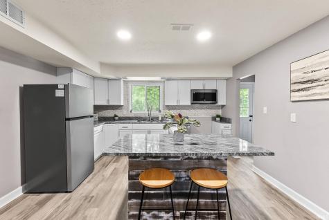 5857 Stellhorn Road Fort Wayne IN 46815