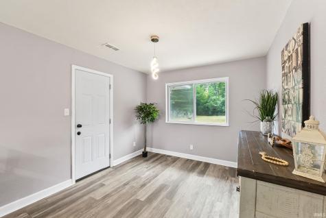 5857 Stellhorn Road Fort Wayne IN 46815