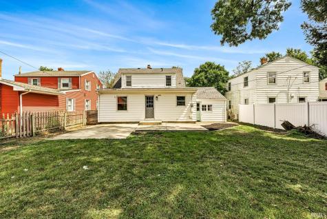 107 S Coquillard Drive South Bend IN 46617