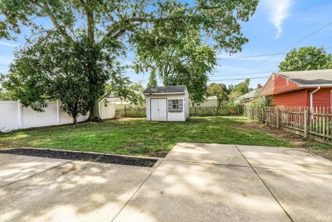 107 S Coquillard Drive South Bend IN 46617
