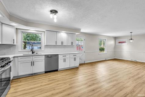 107 S Coquillard Drive South Bend IN 46617