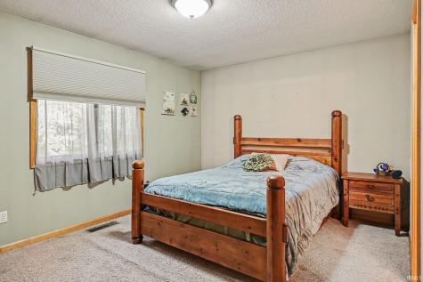 2151 Highlander Drive Warsaw IN 46580