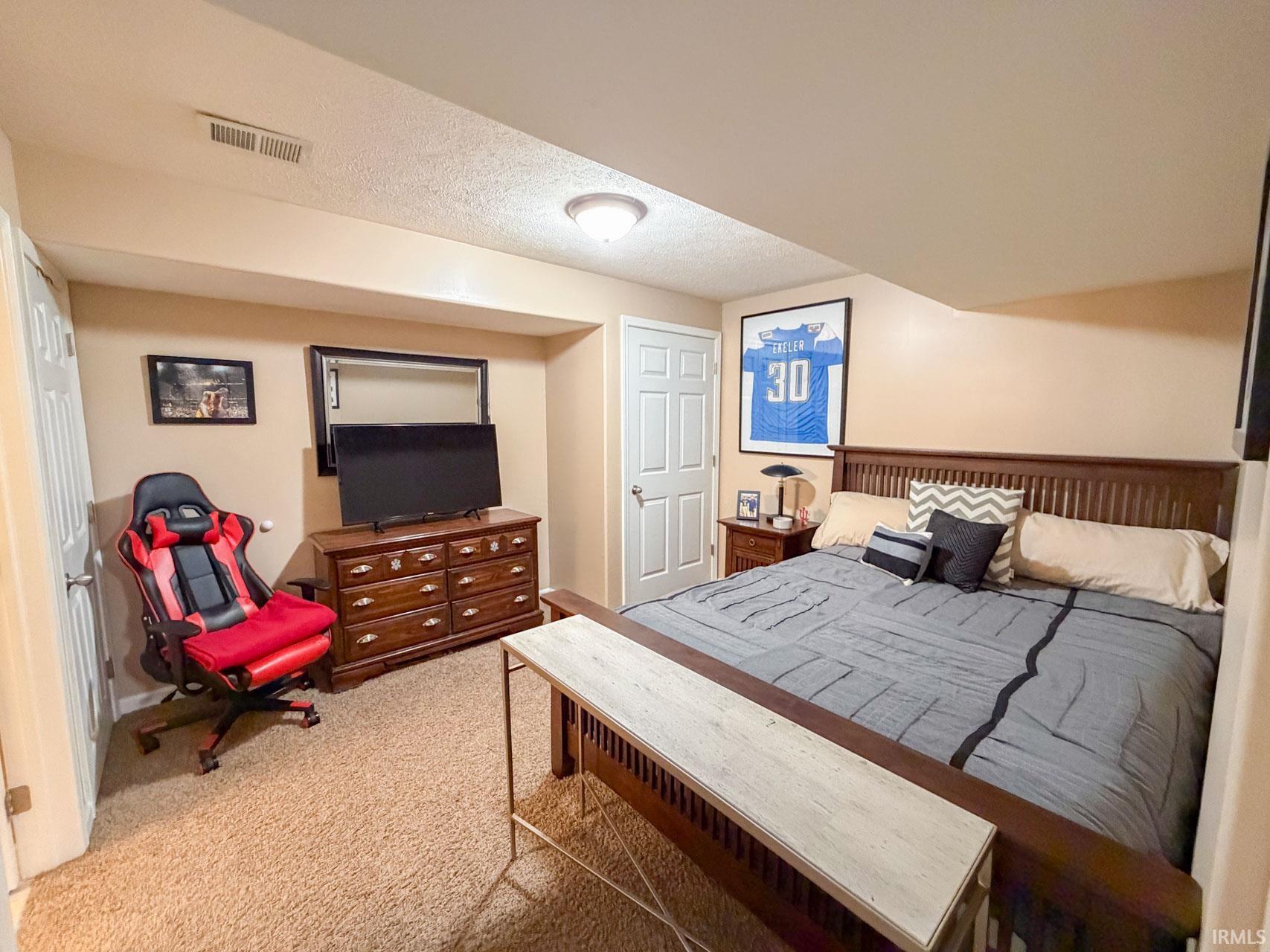 10081 Billet Court Granger IN 46530
