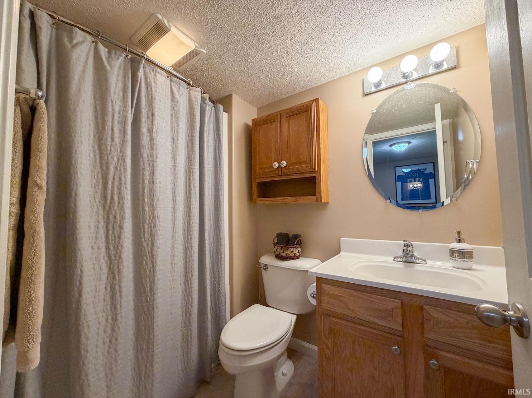 10081 Billet Court Granger IN 46530
