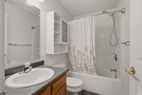 8824 Eventer Trail Fort Wayne IN 46825