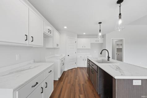 10945 Wild Iris Cove Fort Wayne IN 46818