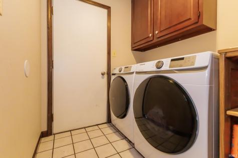 2209 W Woodmont Drive Muncie IN 47304