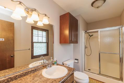 2209 W Woodmont Drive Muncie IN 47304
