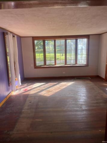 8163 W 200 S Road Lyons IN 47443