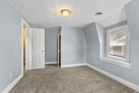 3512 Ramsey Avenue Fort Wayne IN 46807