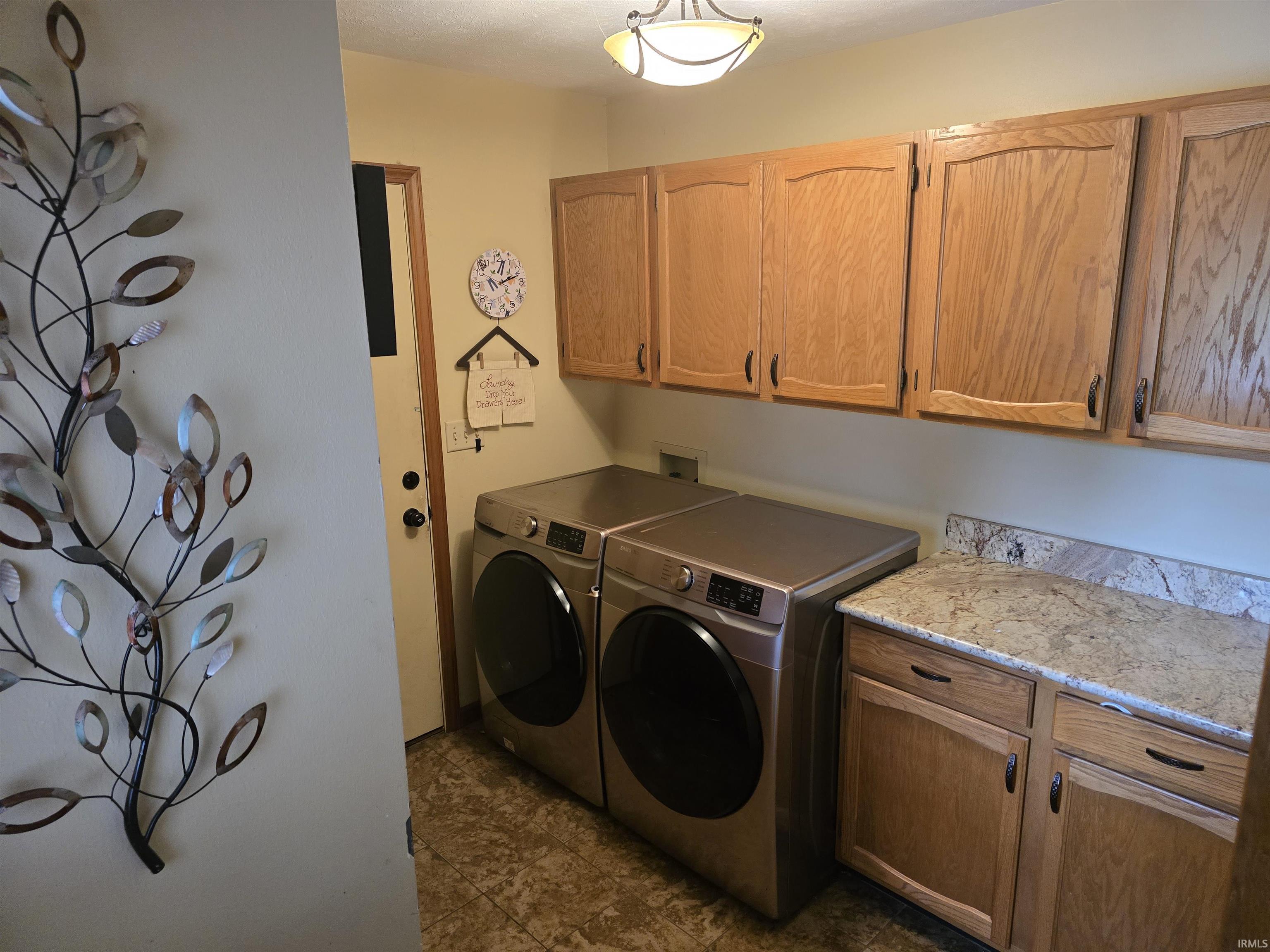 827 Foxbriar Lane Goshen IN 46526