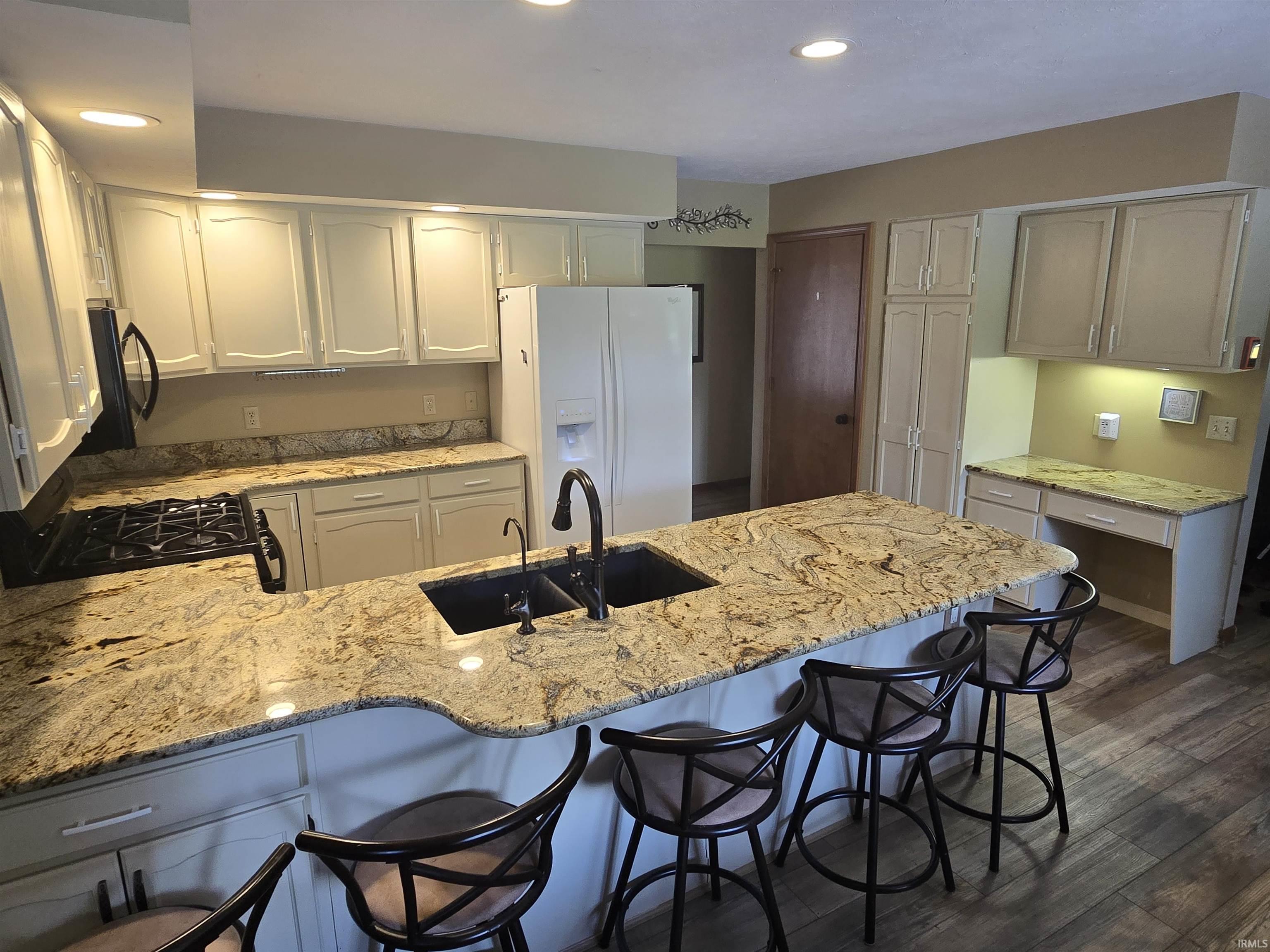827 Foxbriar Lane Goshen IN 46526