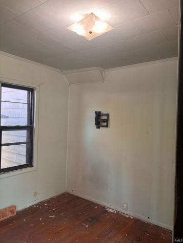 407 E Swihart Street Columbia City IN 46725