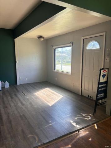 407 E Swihart Street Columbia City IN 46725