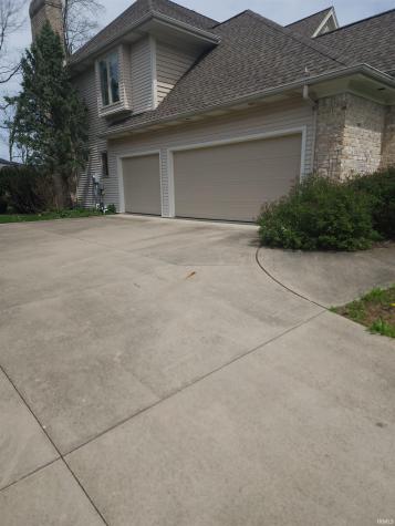 10918 Monte Vista Court Fort Wayne IN 46814