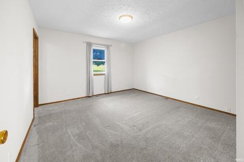 6353 W Old Road 64 Huntingburg IN 47542